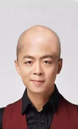 光头哥的个人信息_光头哥的生活趣事_光头哥的故事
