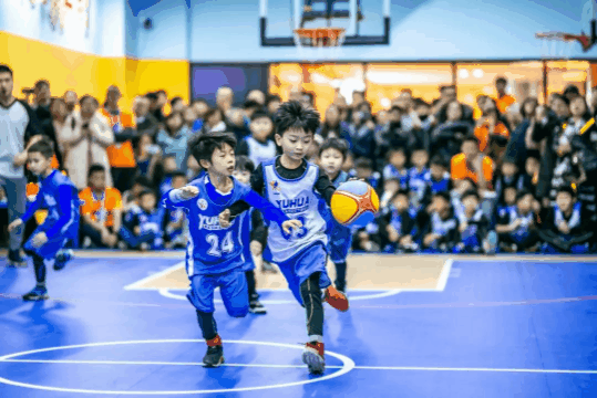 篮球技巧孩子能学吗_9岁孩子篮球技巧_孩子篮球基础怎么打